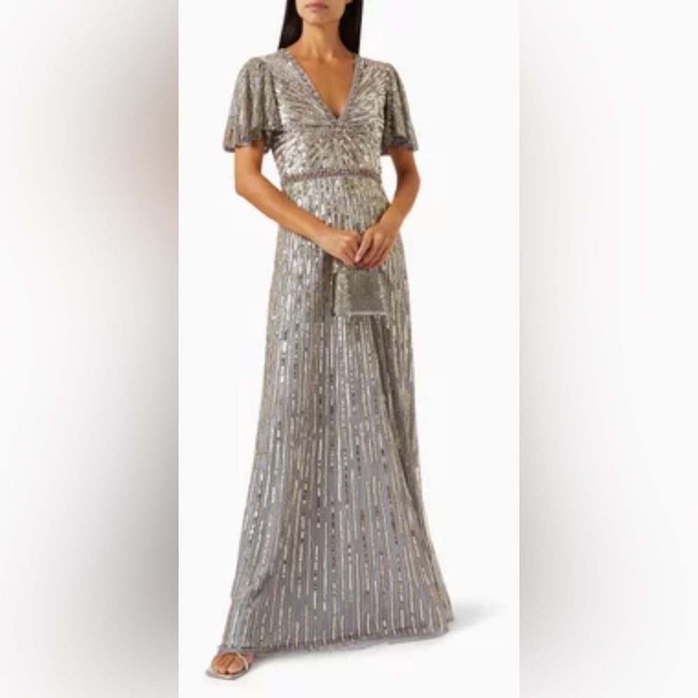 MAC DUGGAL Sequin V-Neck Flutter Sleeve Platinum Column Gown Formal NWT Size 10